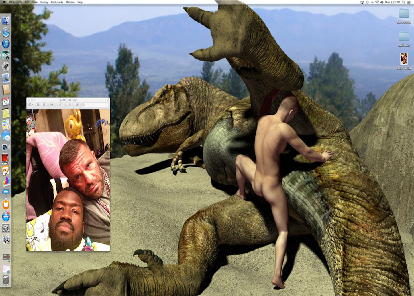 A dinosaur as screensaver