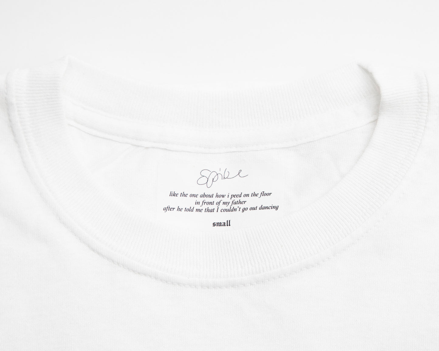 VISITOR DESIGN x SPIKE »I HEART GOSSIP« T-Shirt